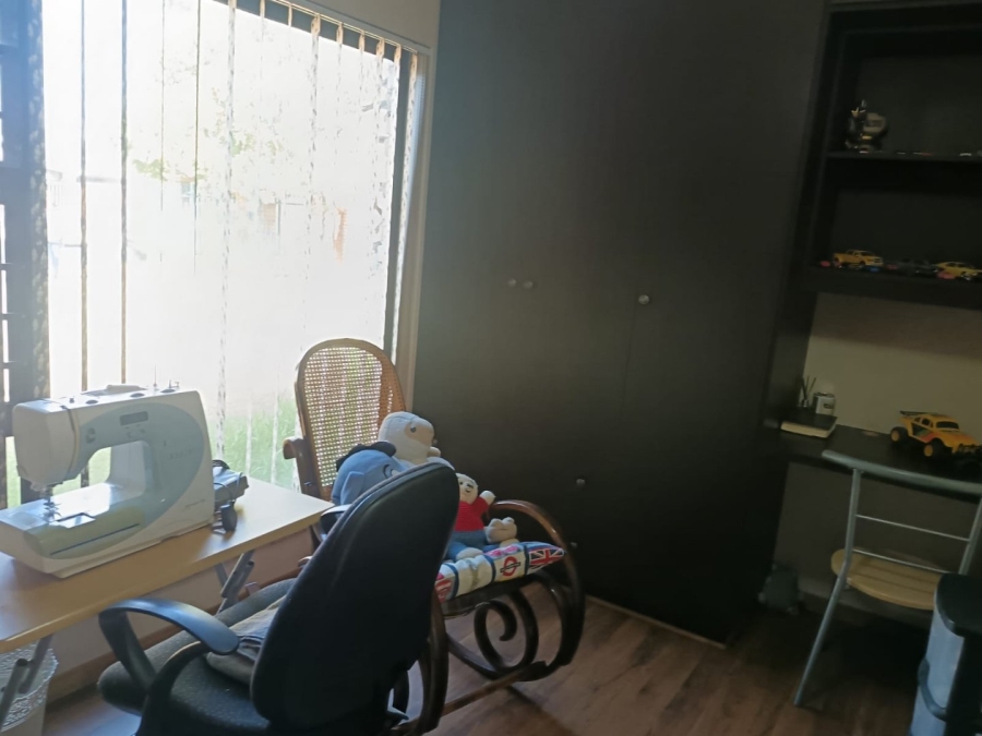 4 Bedroom Property for Sale in Carters Glen Northern Cape